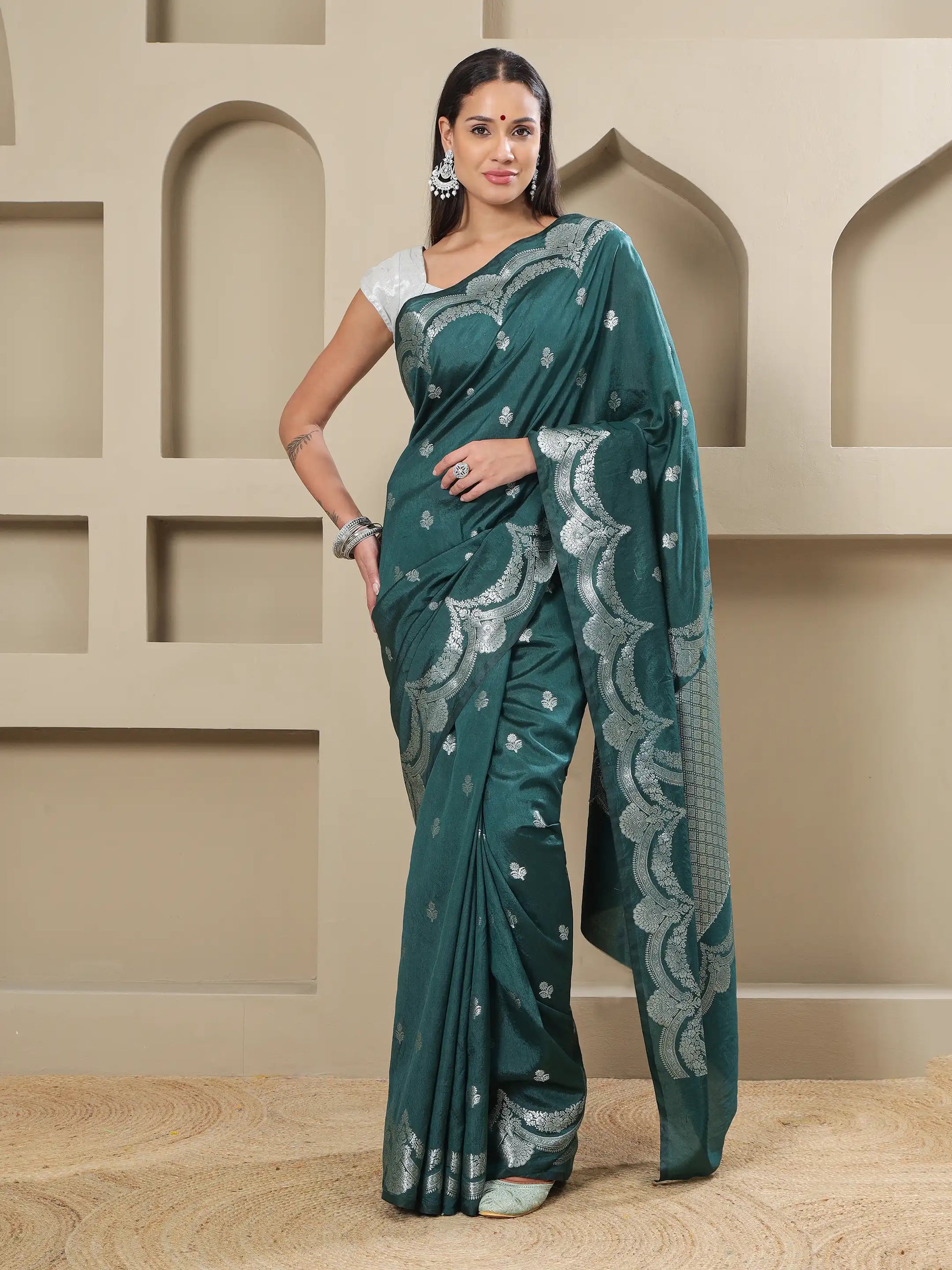 Banarasi Silk Mehrab Design Saree - Forest Green