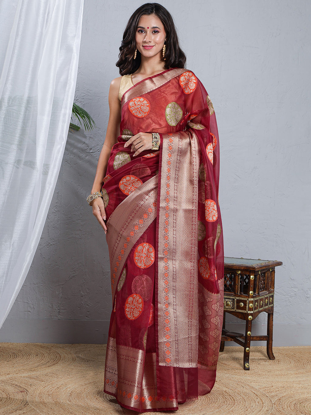 Banarasi Organza Woven Saree – Maroon