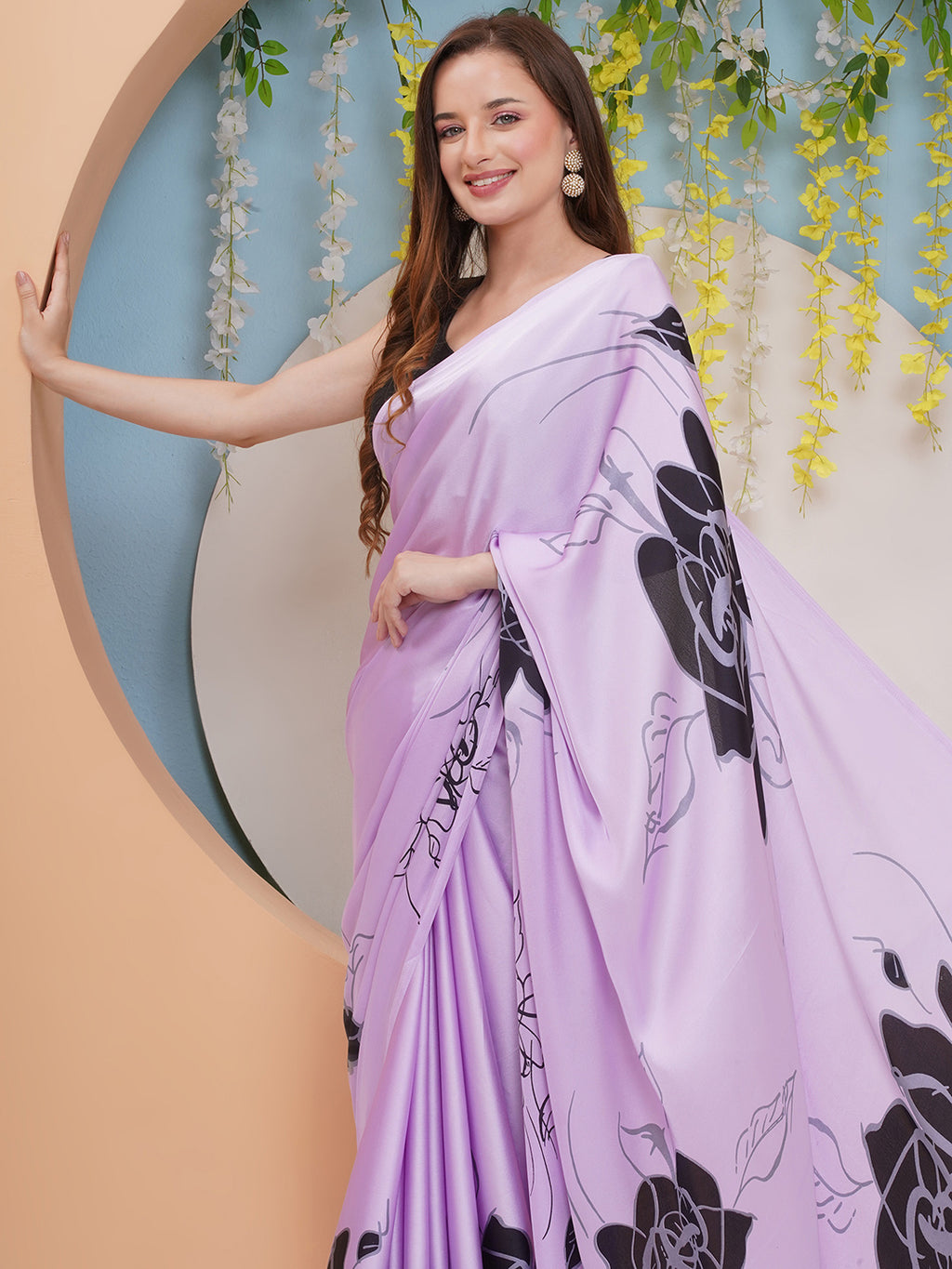 Graphic Printed Crepe-Silk Saree - Lavender