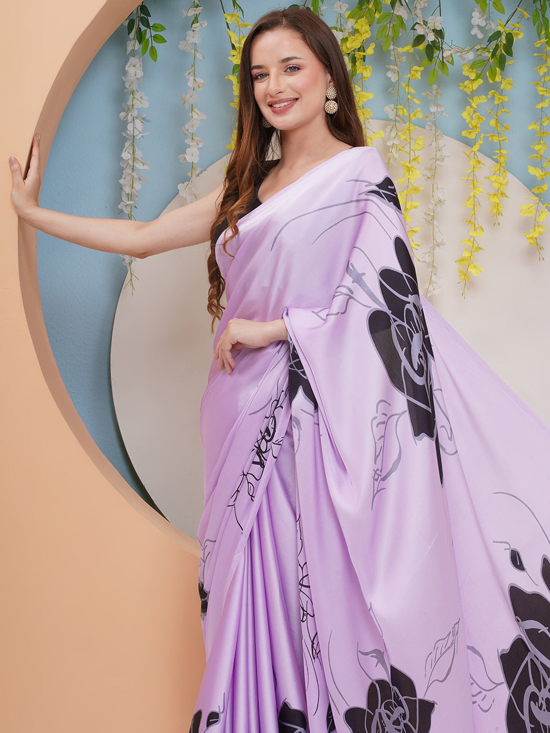 Graphic Printed Crepe-Silk Saree - Lavender
