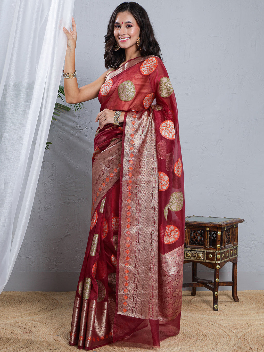 Banarasi Organza Woven Saree – Maroon