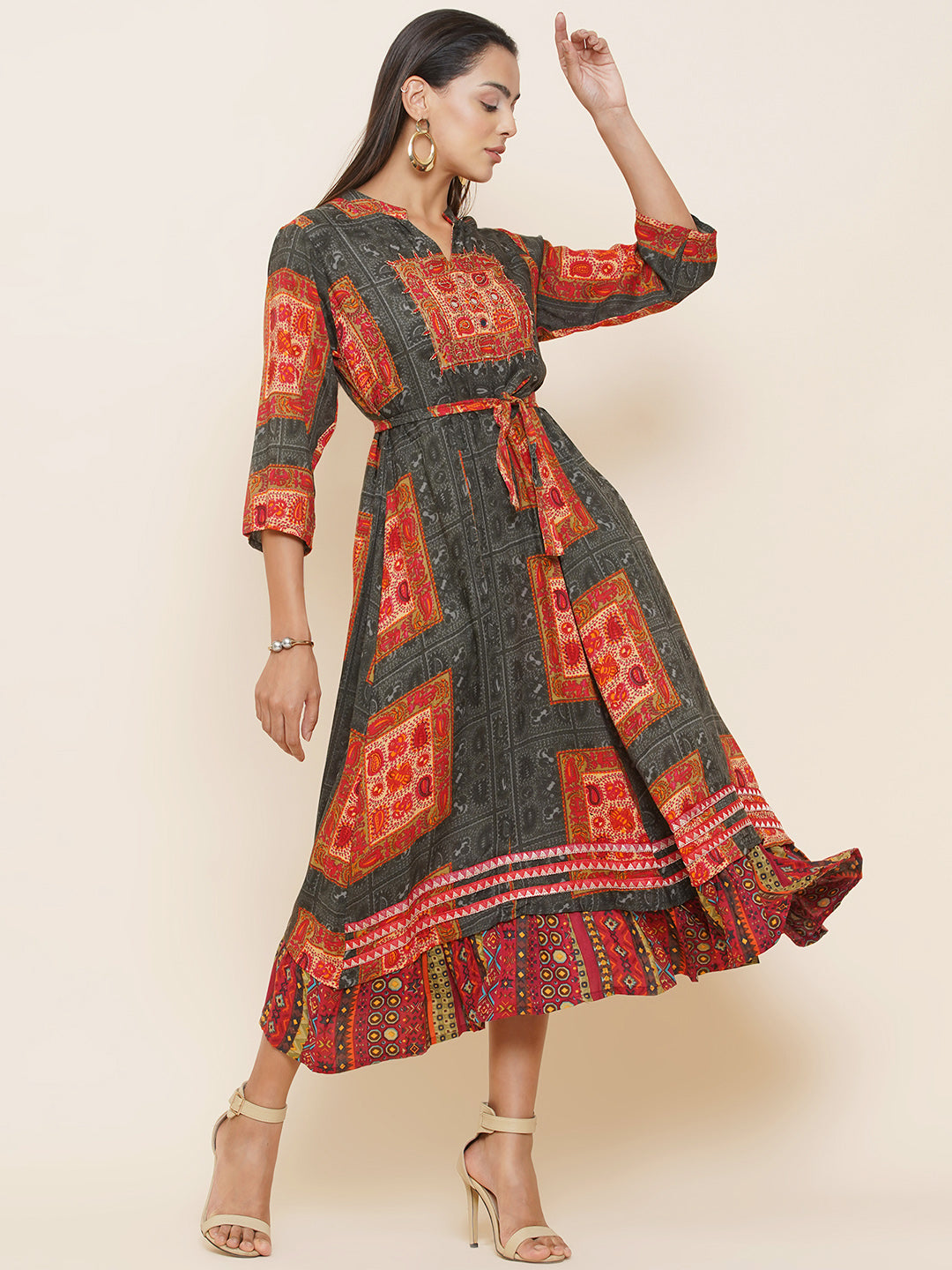 Motifs Printed Dress - Grey & Orange