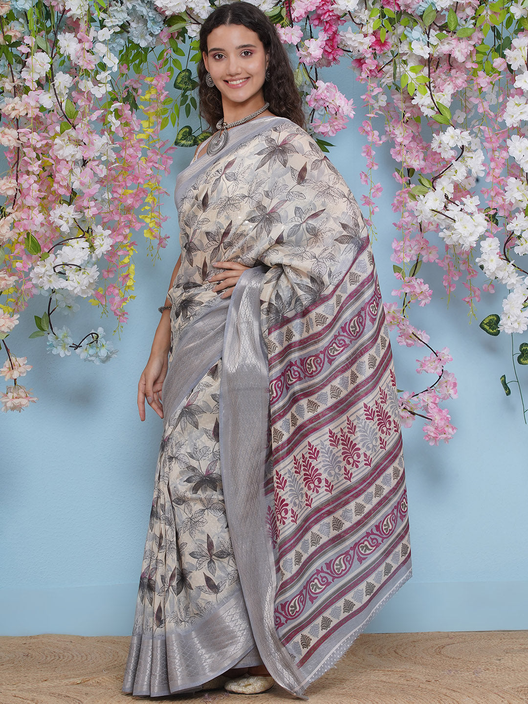 Cotton Silk Jacobean Pattern Saree - Grey