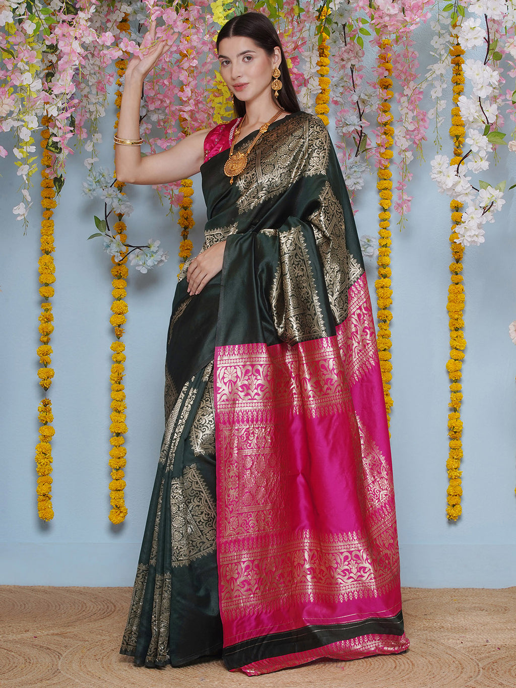 Silk Jacquard Zari Kanjeevaram Saree - Dark Green & Magenta Pink