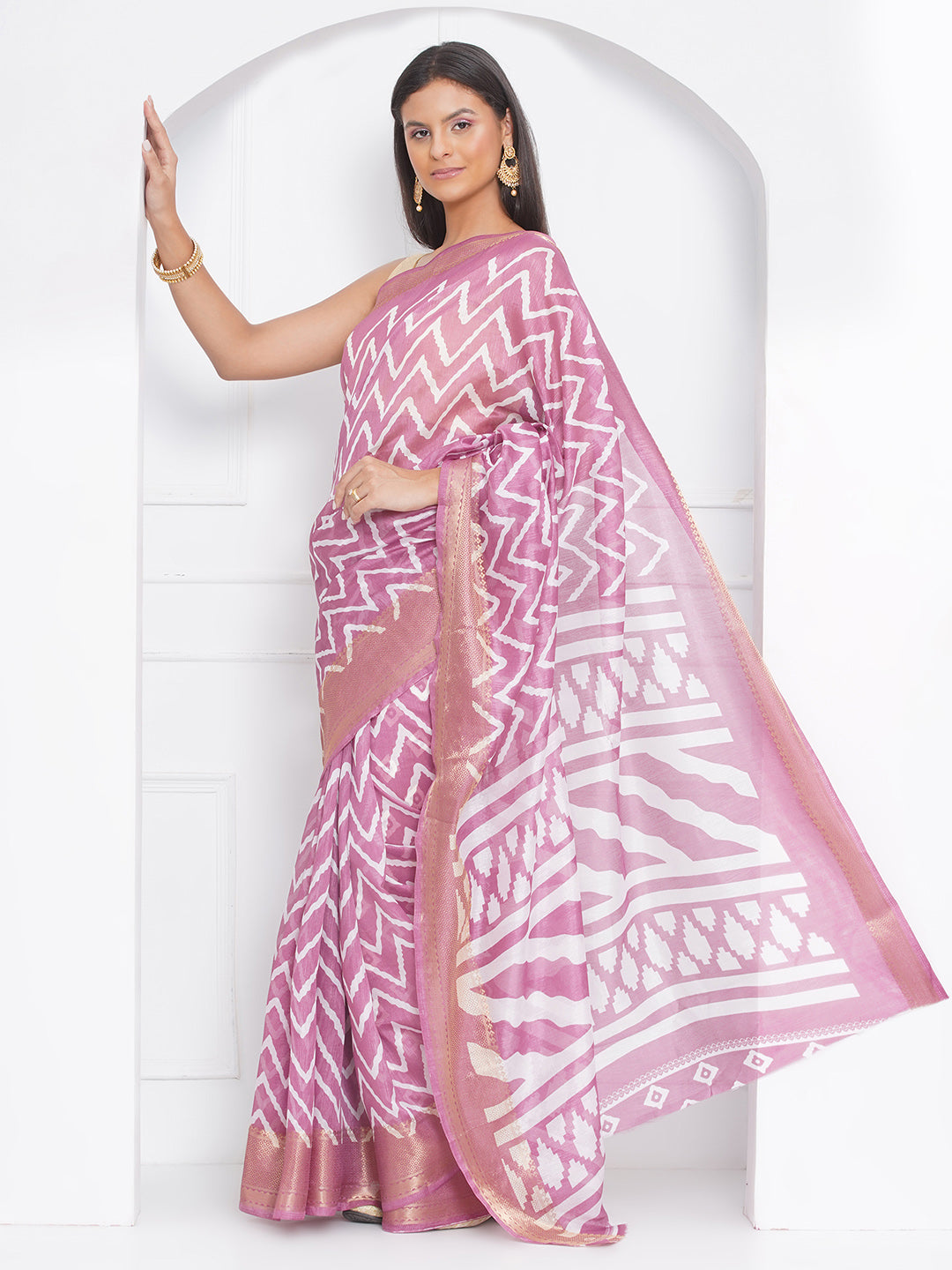Cotton Silk Chevron Pattern Saree - Pink