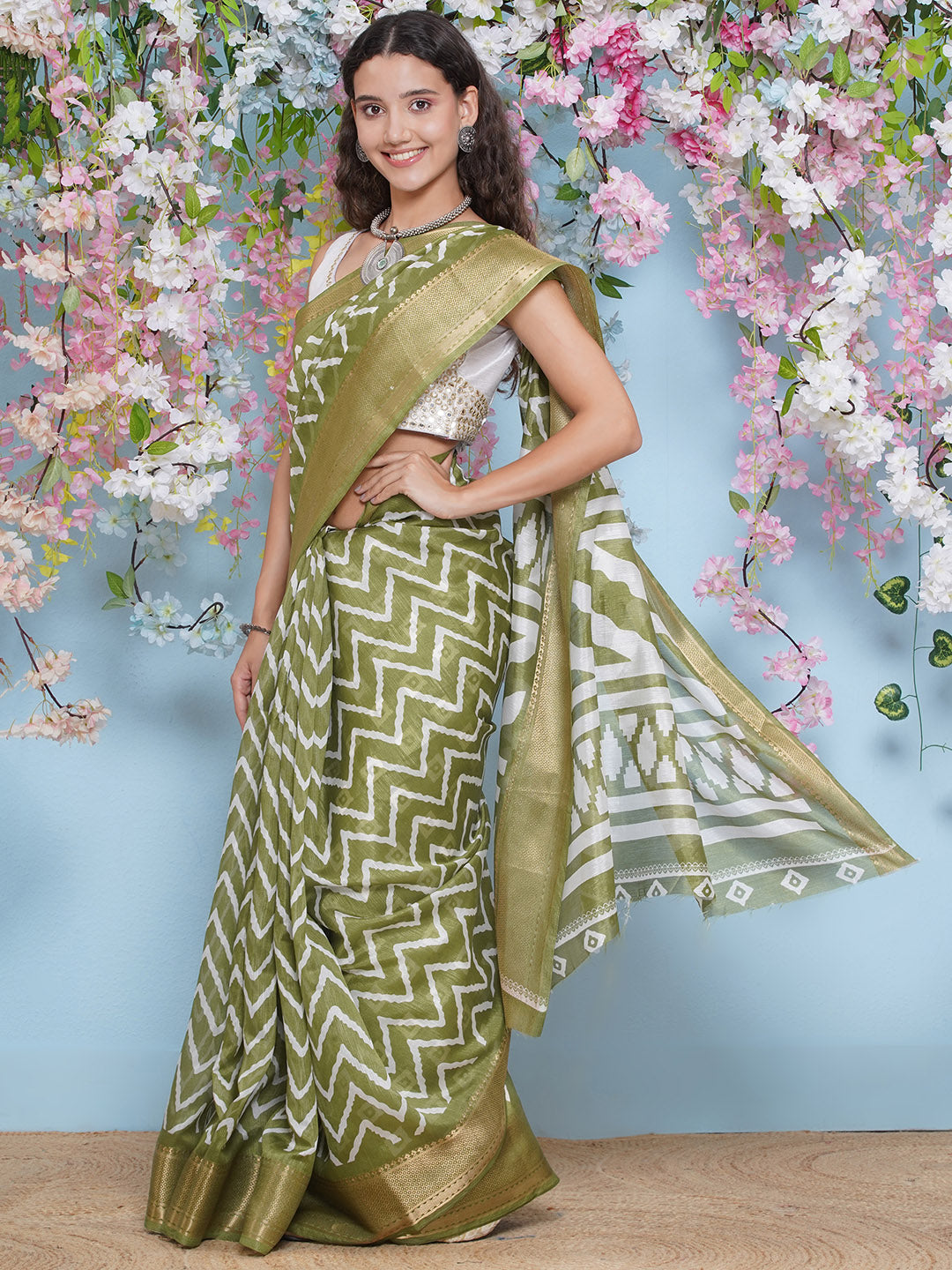 Cotton Silk Chevron Pattern Saree - Bottle Green