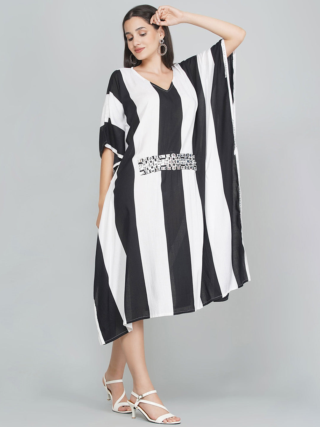 Cotton Kaftan with Mirrorwork - Black & White