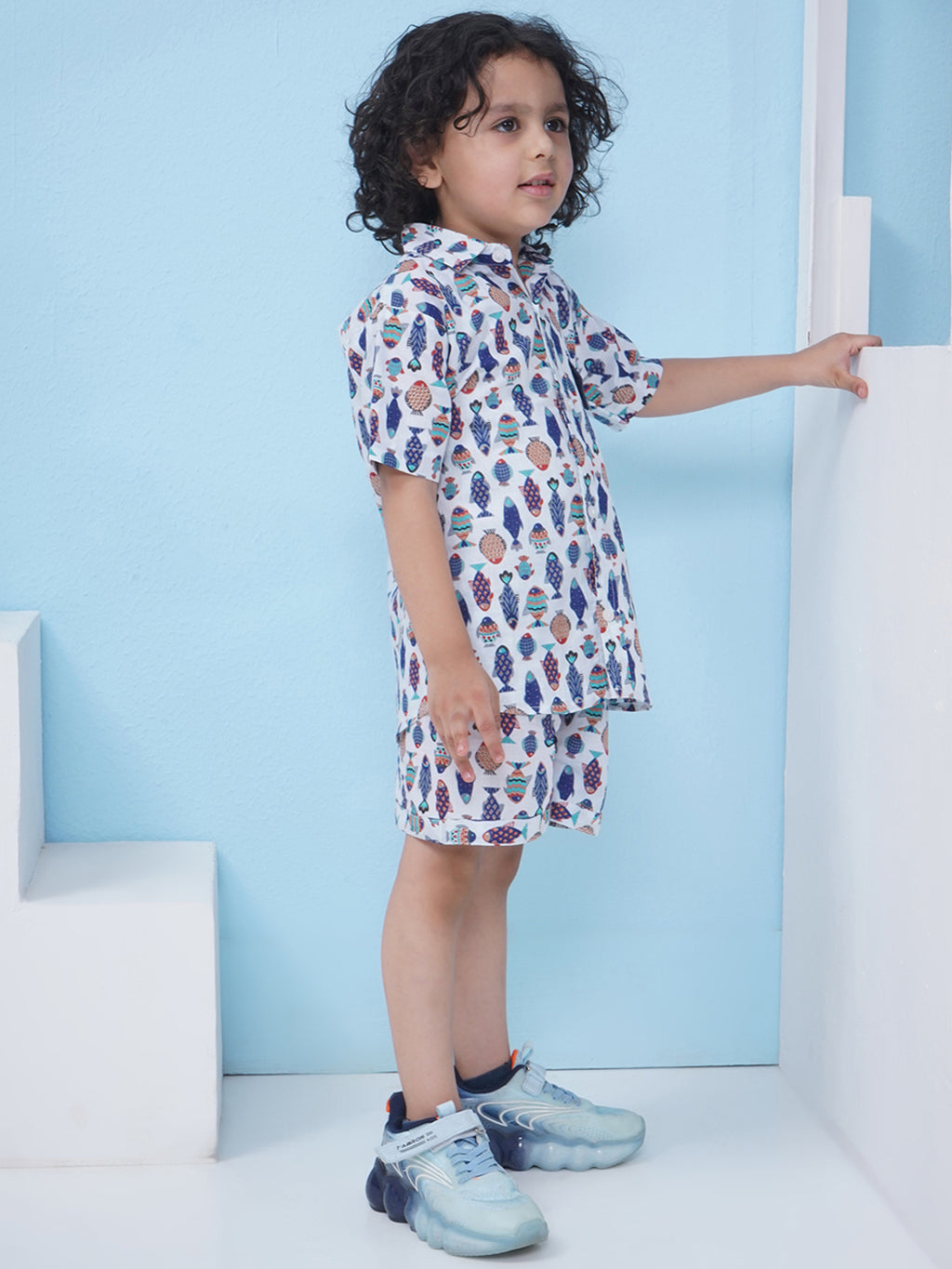 Boys Motifs Printed Cotton Co-ord Set - White & Blue