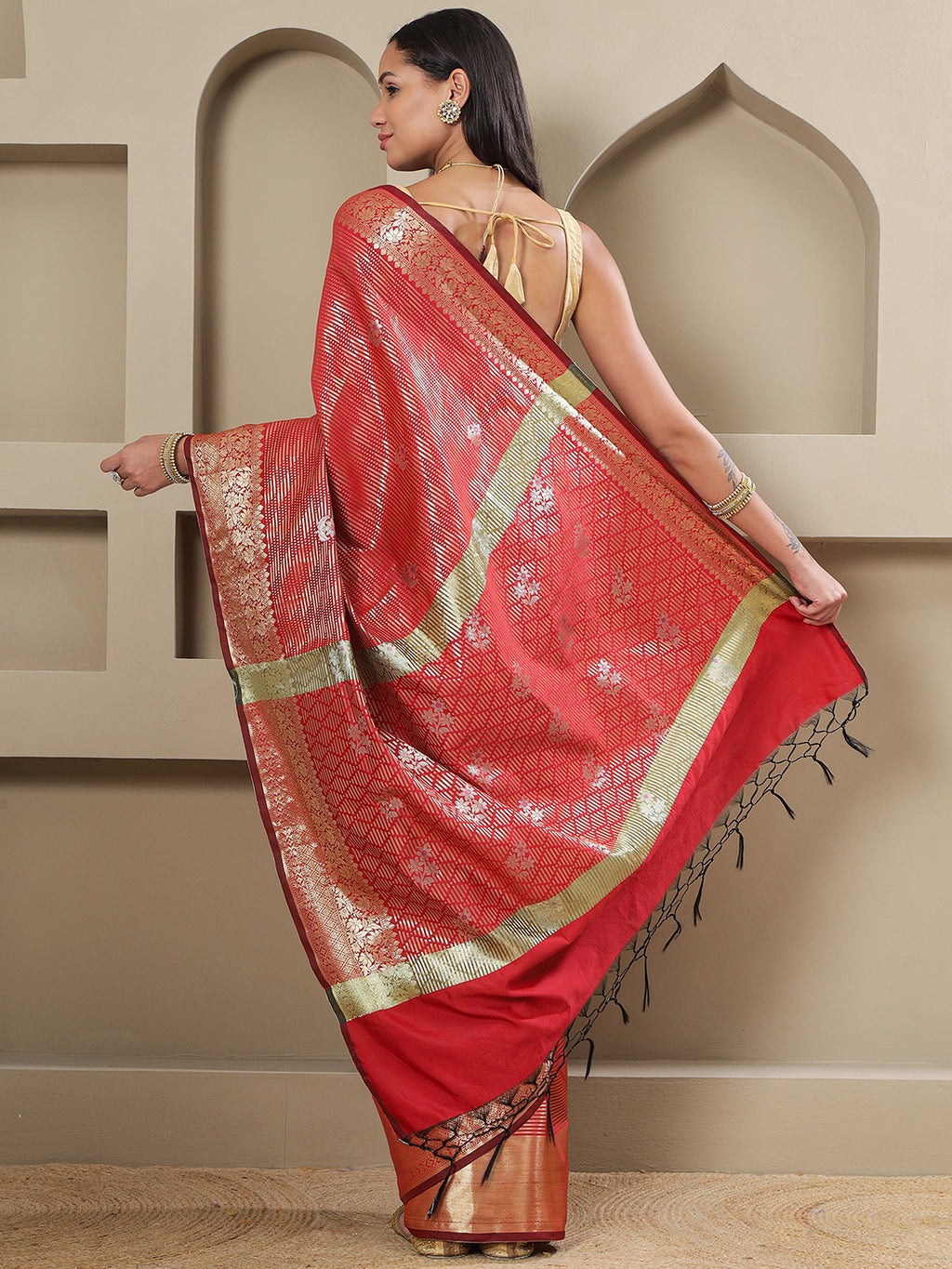 Prabha - Red