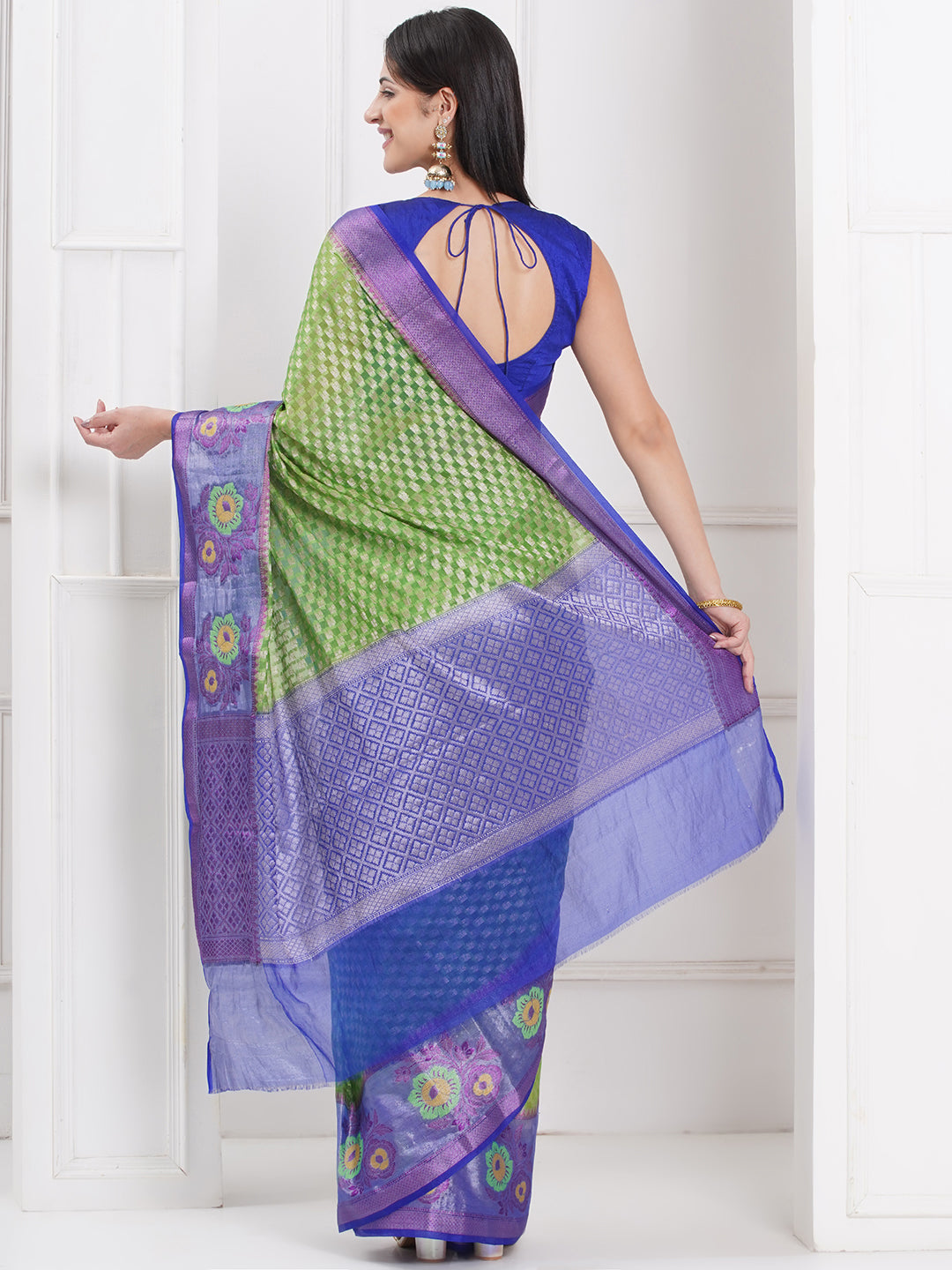 Banarasi Pure Georgette Floral Woven Saree – Green