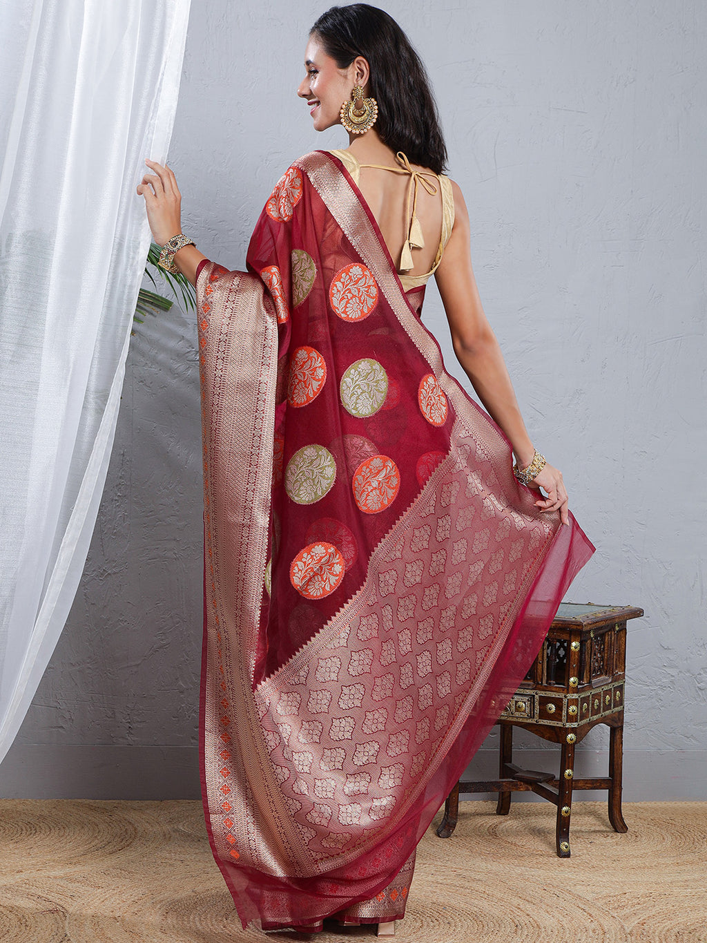 Banarasi Organza Woven Saree – Maroon