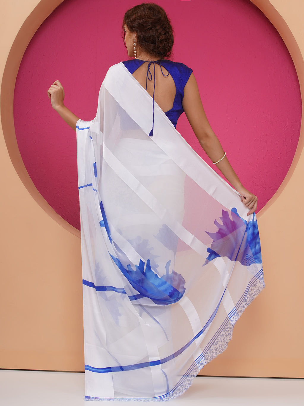 Floral Print Chiffon Saree - White-Blue