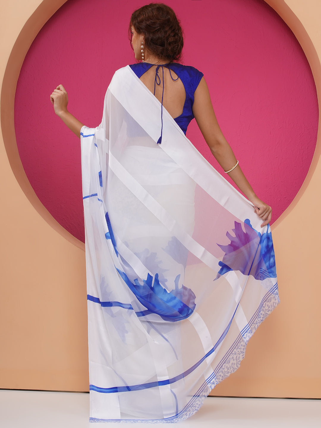Floral Print Chiffon Saree - White-Blue
