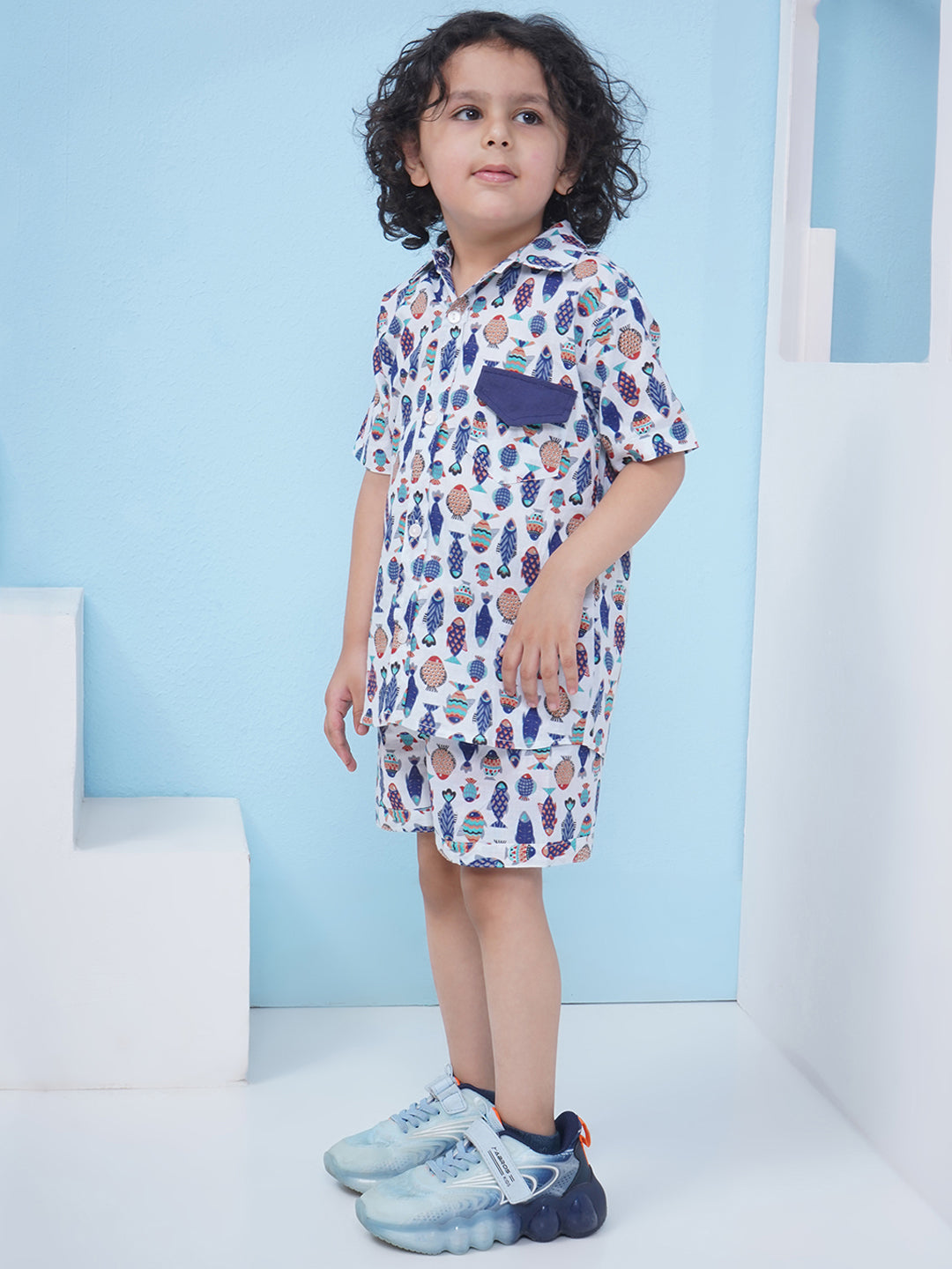 Boys Motifs Printed Short Set - White & Blue