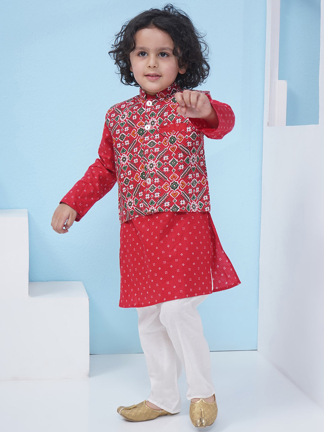 Boys Patola Print Cotton Kurta with Pajama With Jacket - Red