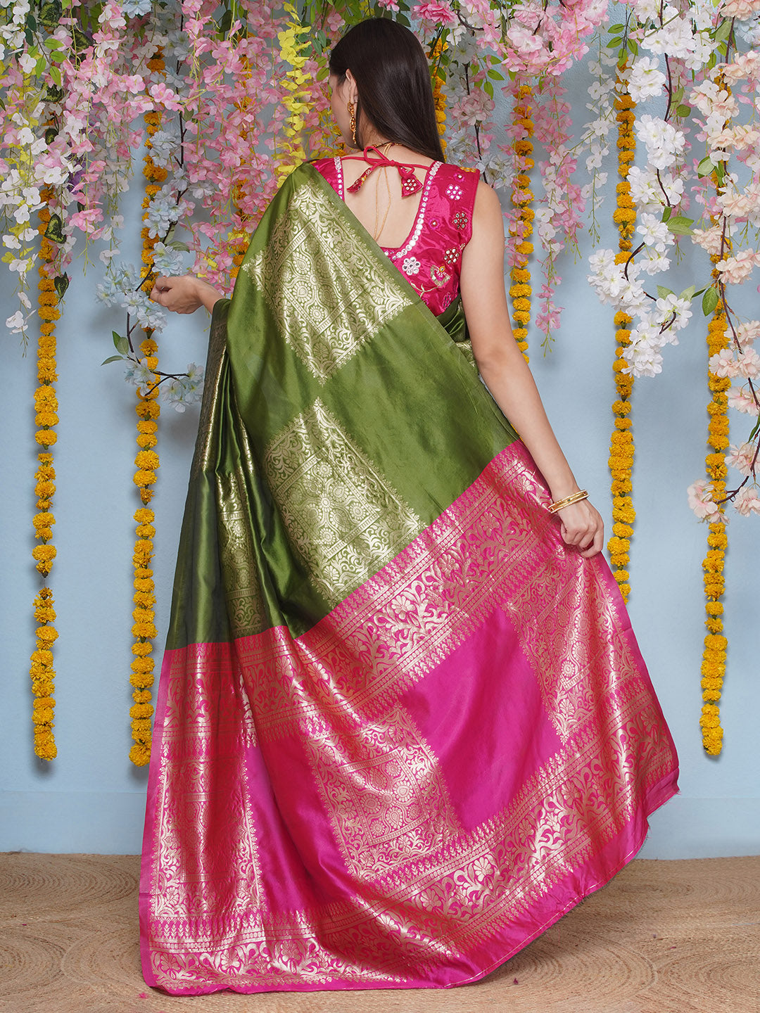 Silk Jacquard Zari Kanjeevaram Saree - Bottle Green & Magenta Pink
