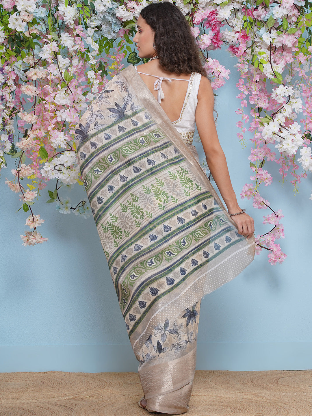 Cotton Silk Jacobean Pattern Saree - Metallic Grey