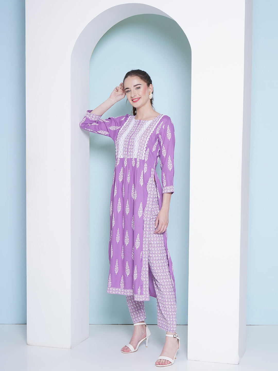 Nyra Cut Kurti & Pant Set - Purple
