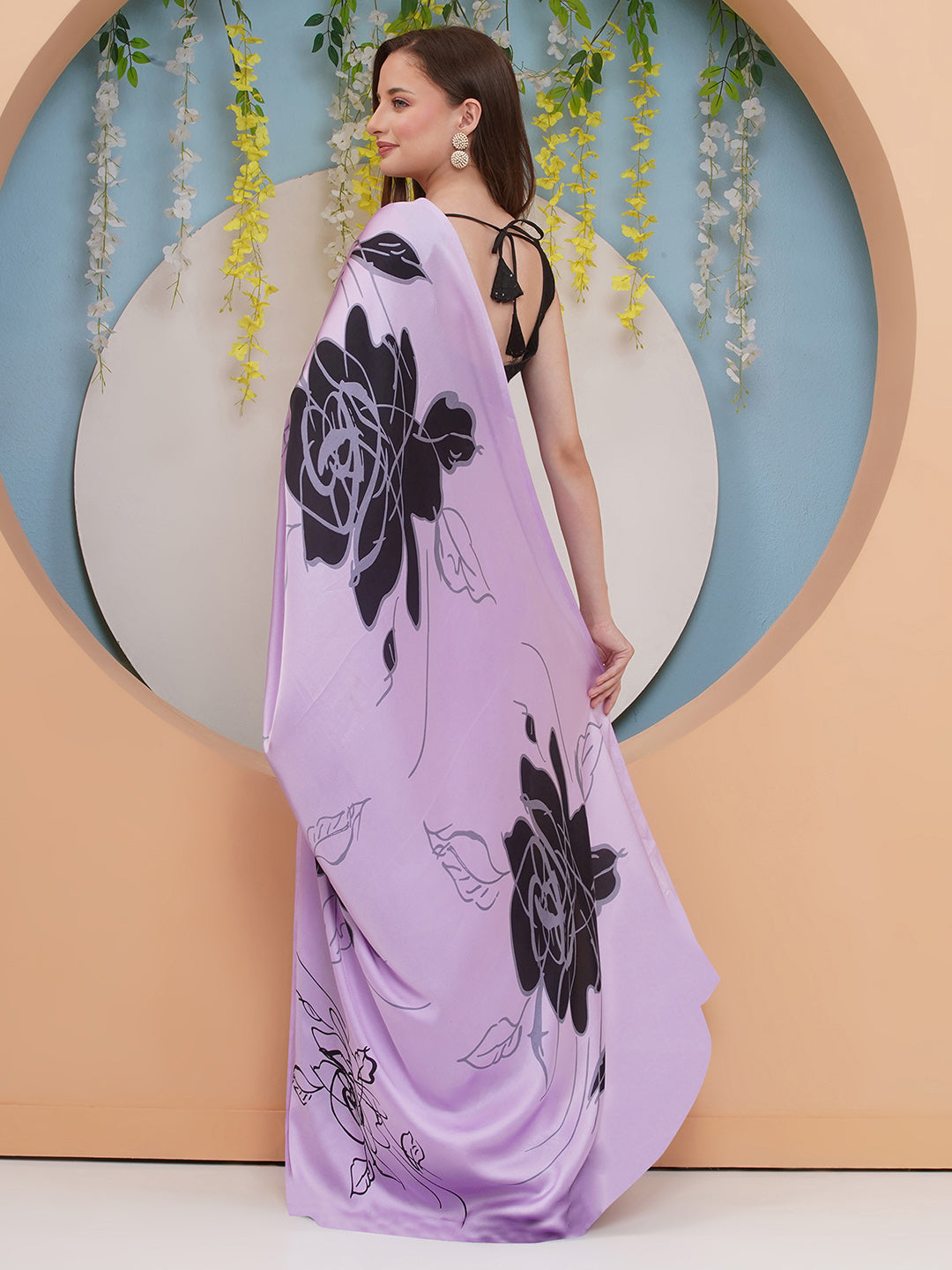 Graphic Printed Crepe-Silk Saree - Lavender