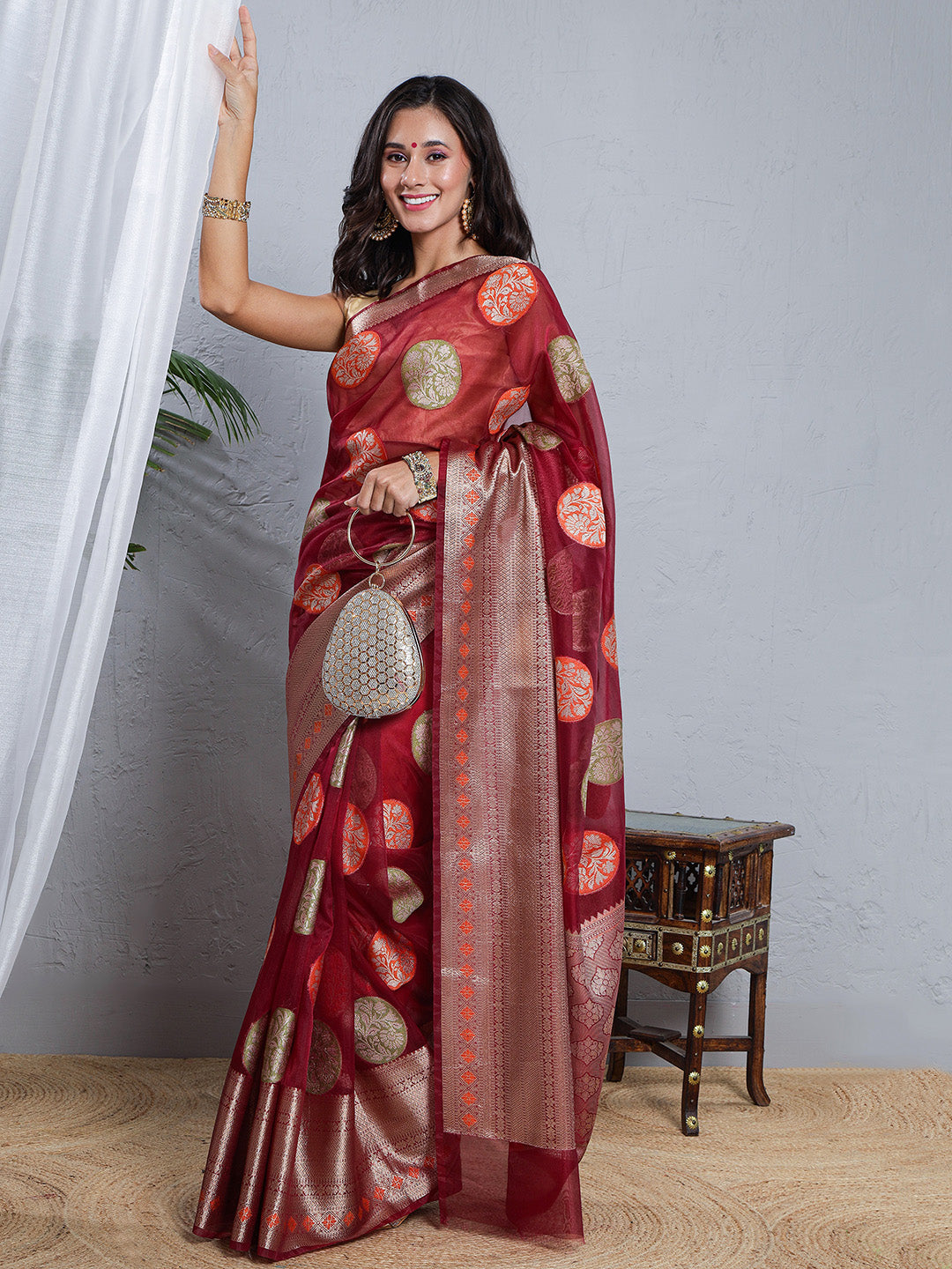 Banarasi Organza Woven Saree – Maroon