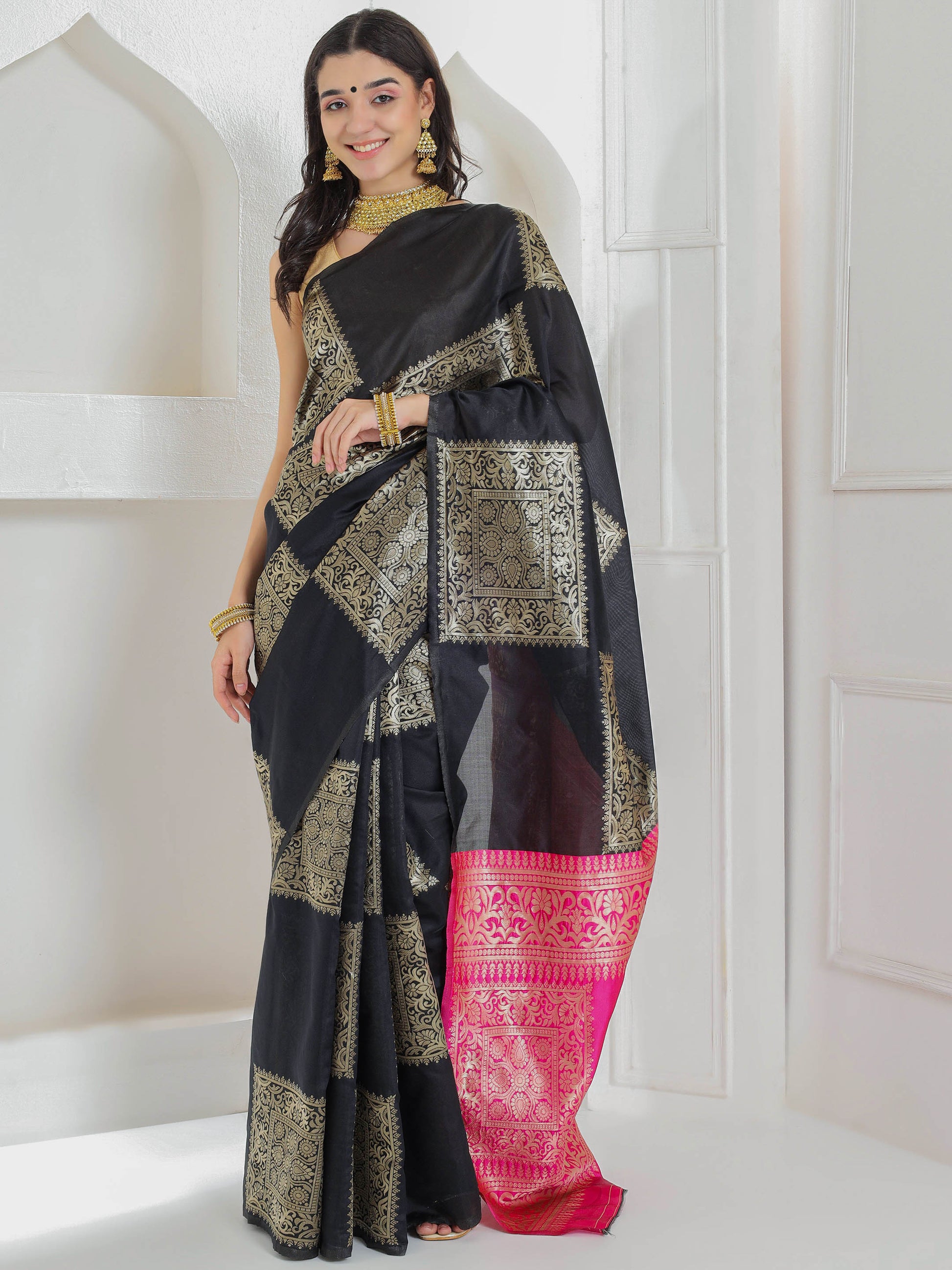 Silk Jacquard Zari Kanjeevaram Saree - Deep Black & Magenta Pink