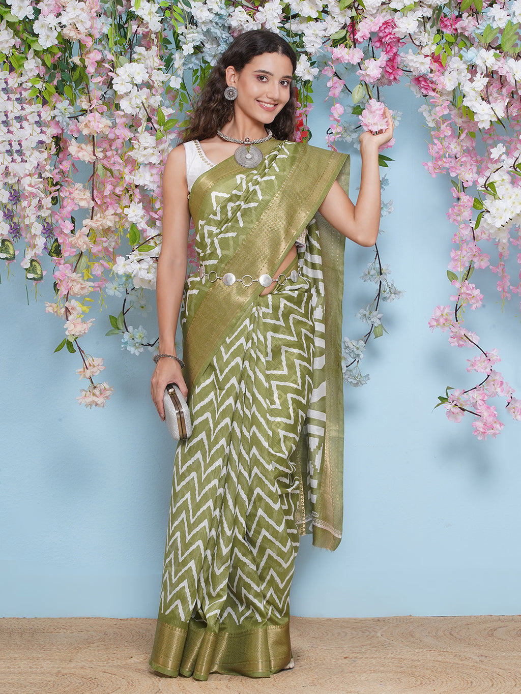 Cotton Silk Chevron Pattern Saree - Bottle Green