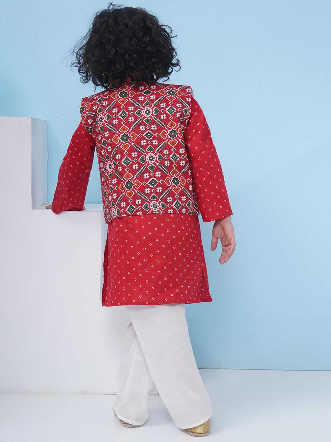 Boys Patola Print Cotton Kurta with Pajama With Jacket - Red