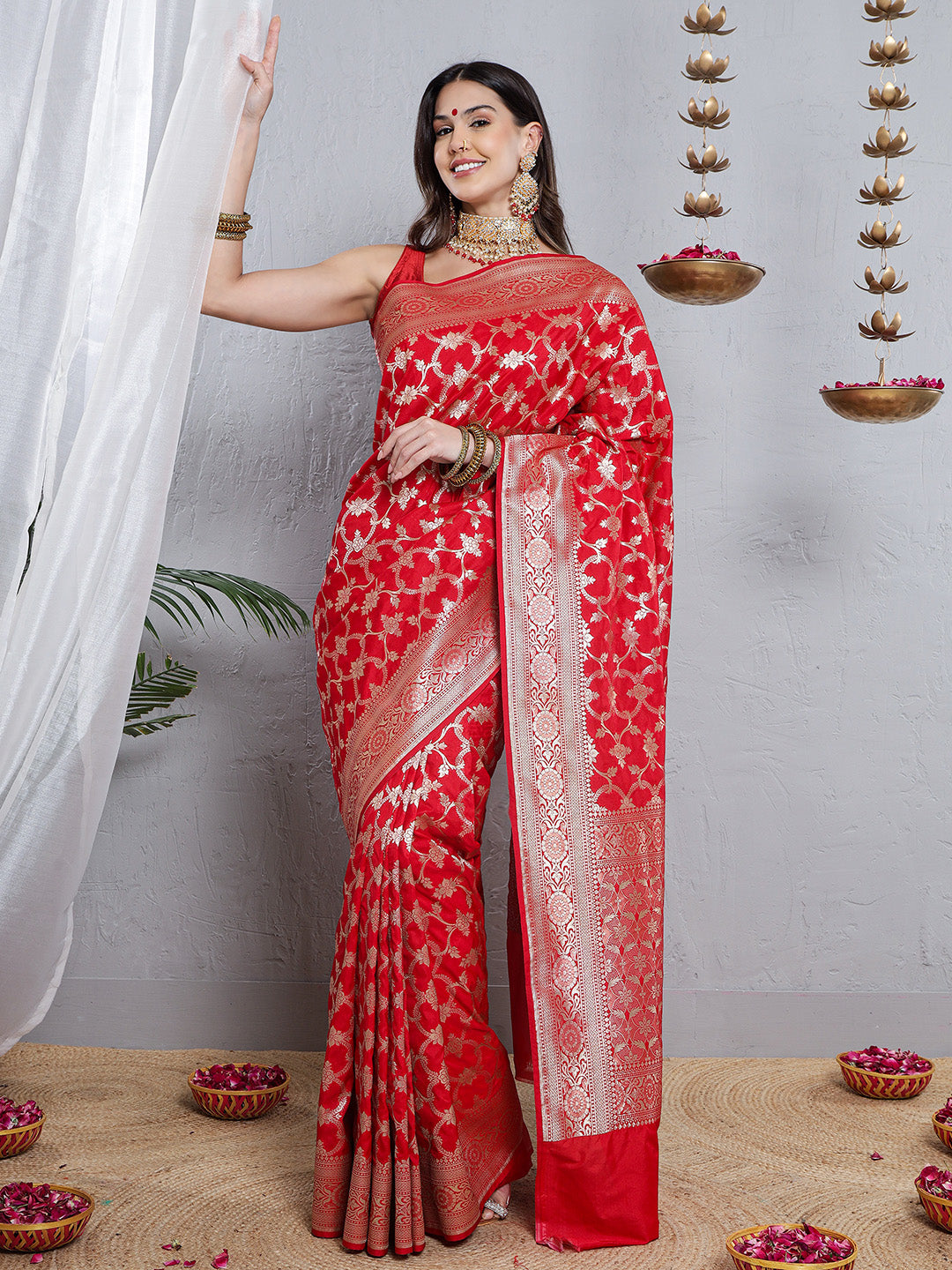 Banarasi Handloom Katan Silk Saree - Red