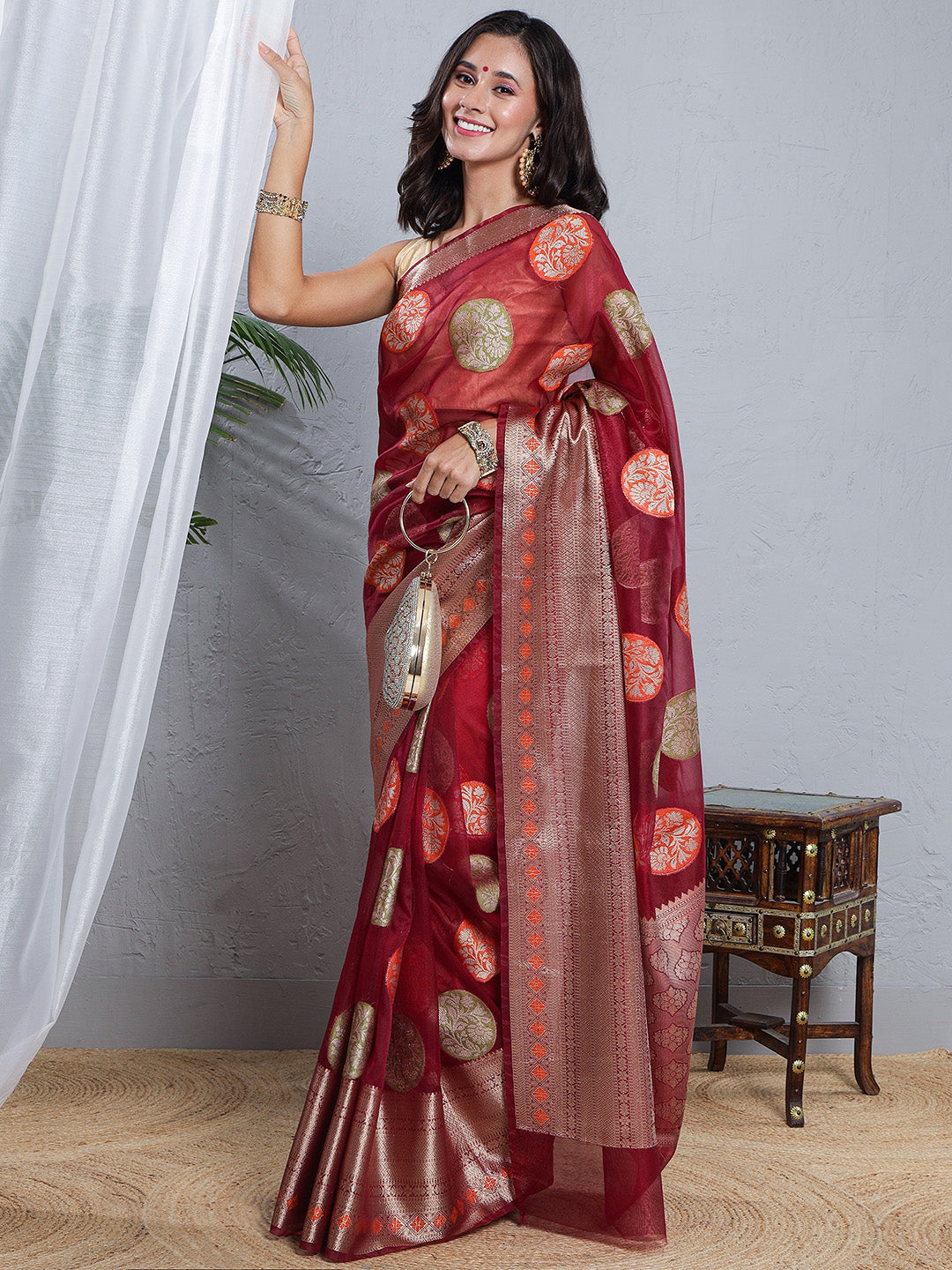 Banarasi Organza Woven Saree – Maroon