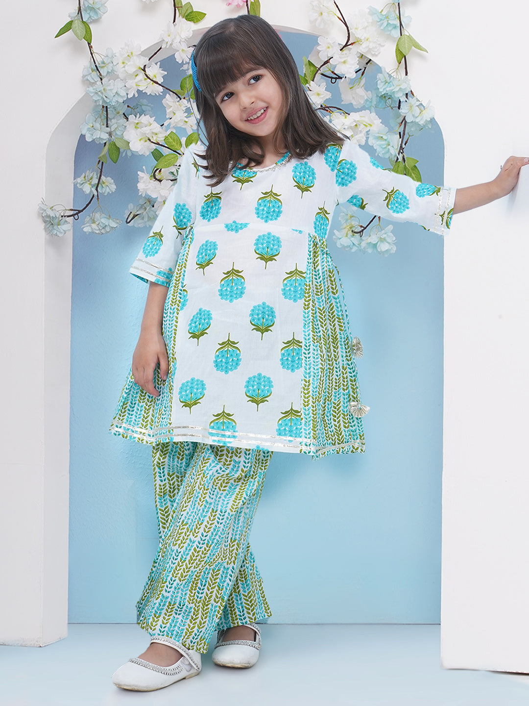 Girls Floral Printed Cotton A-line Kurti With Palazzo - Cyan