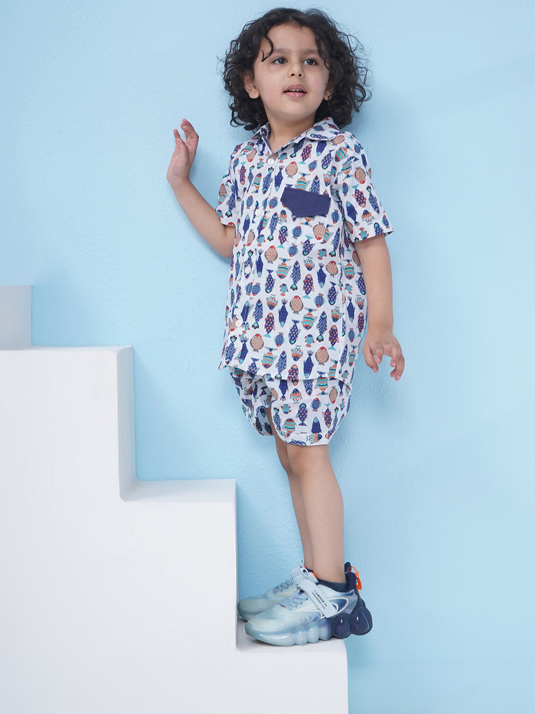 Boys Motifs Printed Short Set - White & Blue