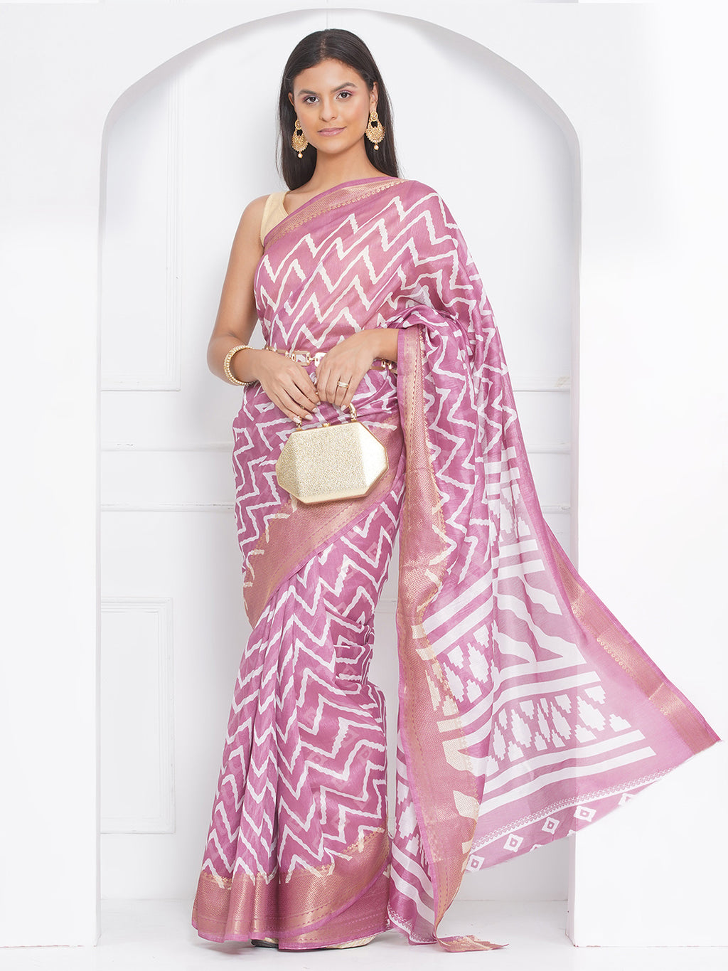 Cotton Silk Chevron Pattern Saree - Pink