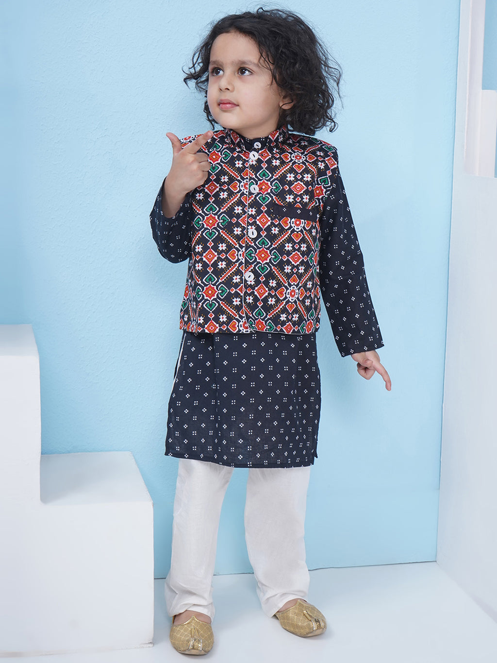 Boys Patola Print Cotton Kurta with Pajama With Jacket - Dark Blue