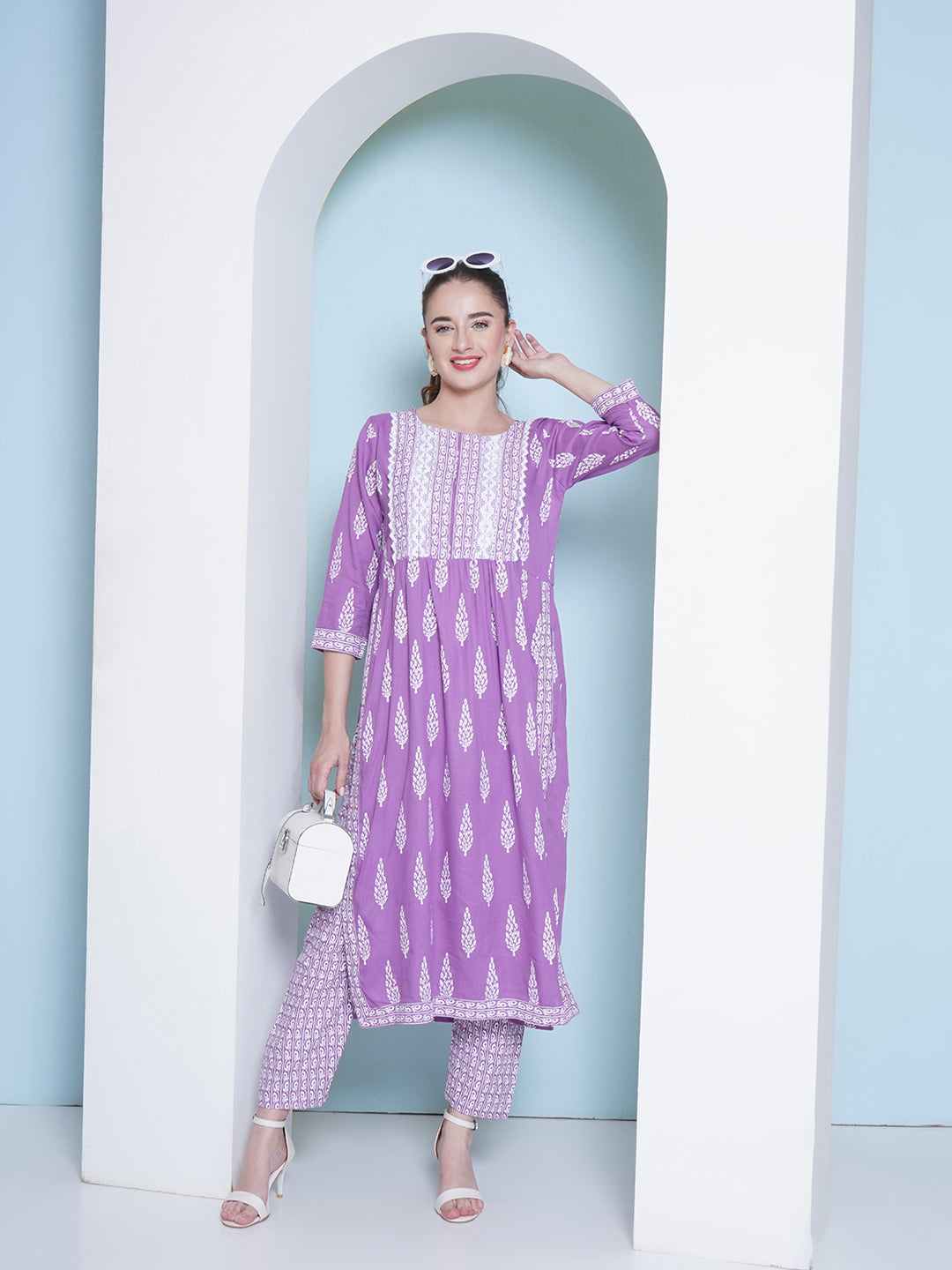 Nyra Cut Kurti & Pant Set - Purple
