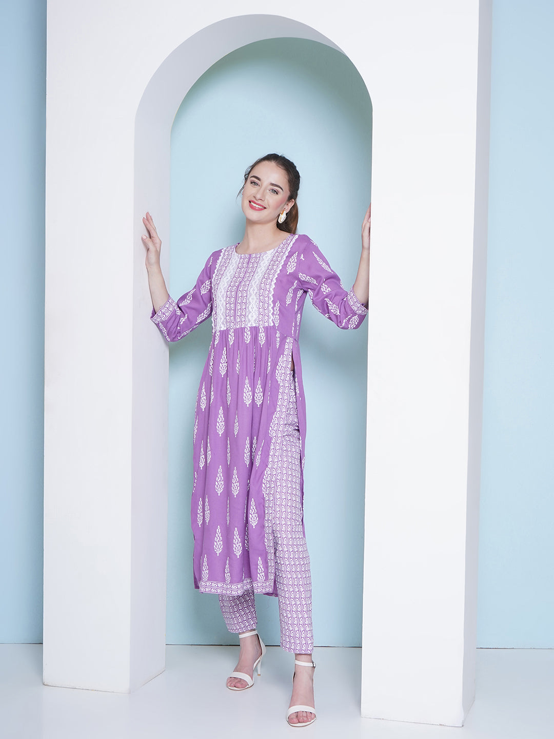 Nyra Cut Kurti & Pant Set - Purple