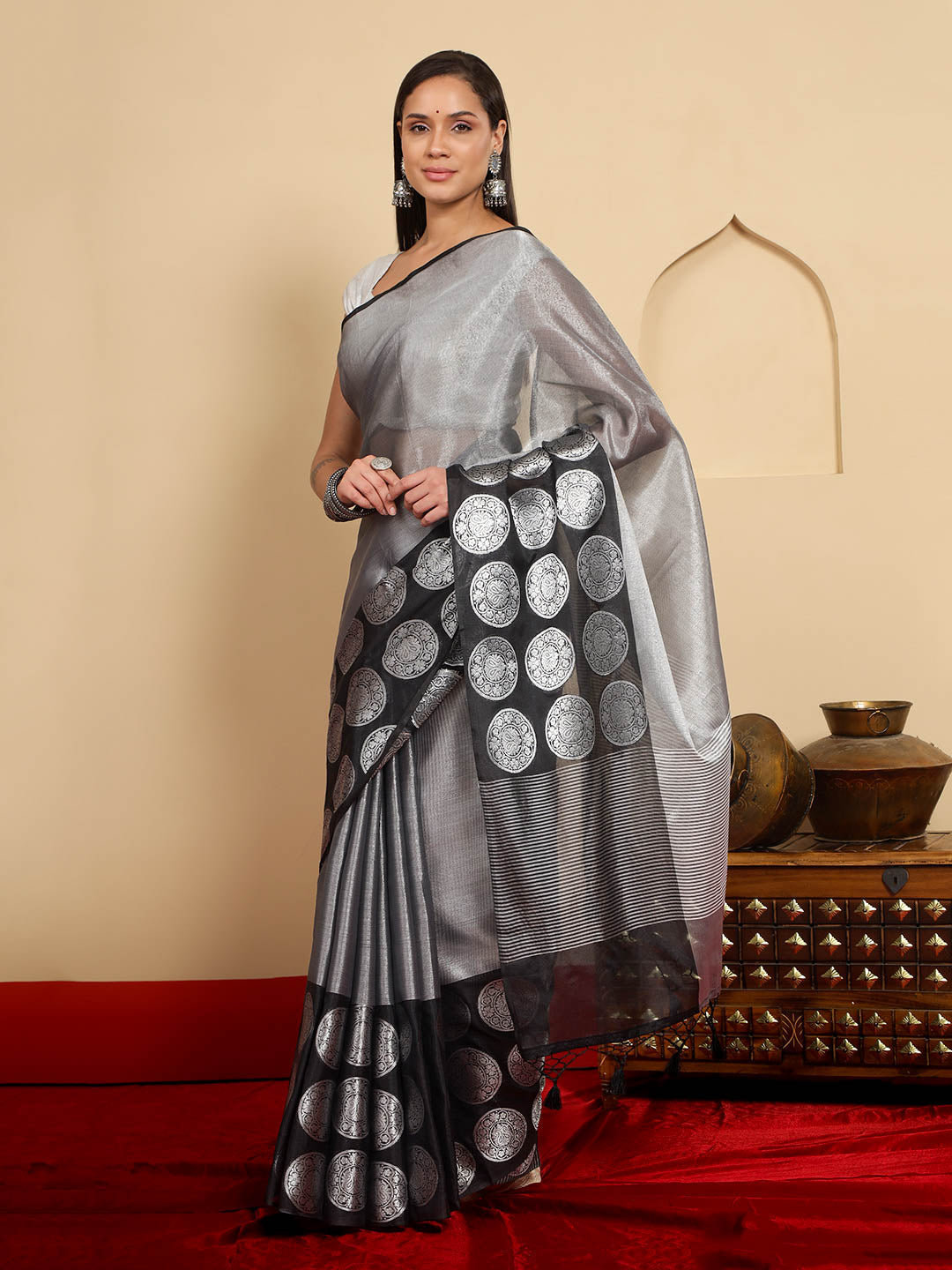 Buwanisha - Grey