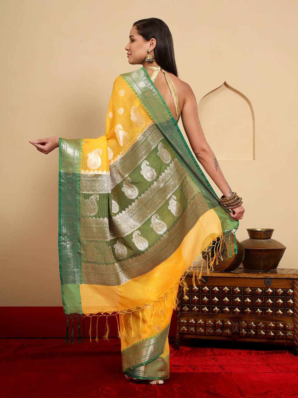 Ushama - Saffron